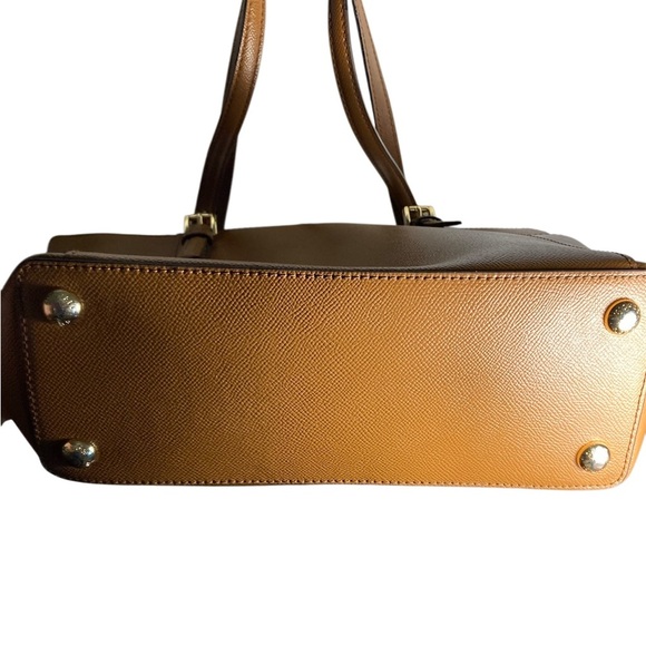 Michael Kors Tan Leather Tote  shoulderBag - Picture 4 of 10
